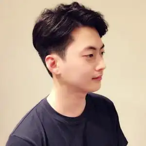 韩国设计师layun作品 适合成熟男士侧分发型