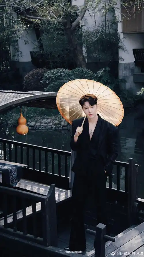 张艺兴[超话]##张艺兴壁纸##张艺兴 街舞运动大使