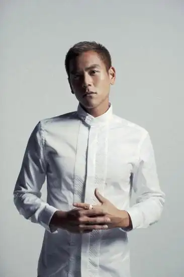 彭于晏示范白衬衫的6种帅气穿搭术