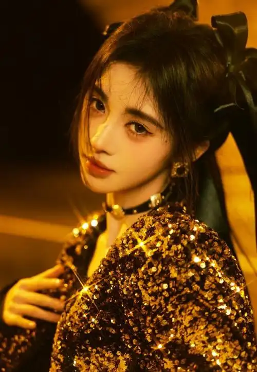 鞠婧祎橘色毛呢外套##鞠婧祎车内live随拍