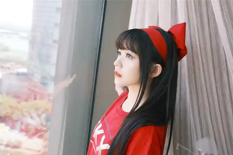 赖美云红色蝴蝶结俏丽写真图片57