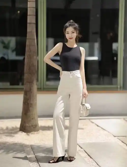 原创白色裤子配什么颜色上衣和鞋子好看