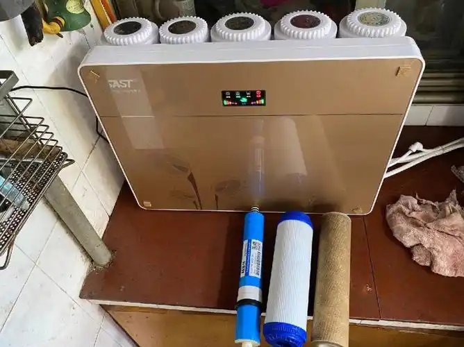 贵阳净水器维修保养换滤芯