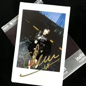 程潇签名照,程潇本人亲笔签名照,程潇周边,都是本人zqydhr160.