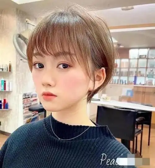 (圆脸适合什么发型学生女短发) - 冷求网