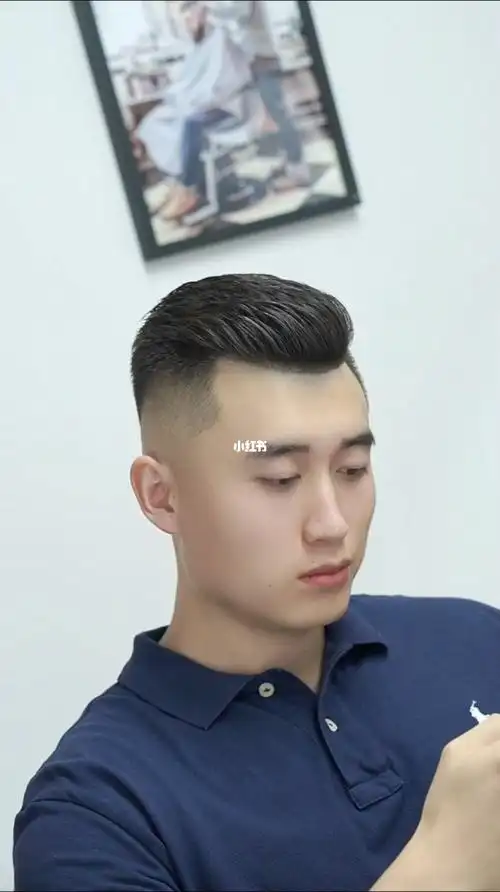 深圳男士发型设计阿勇  #深圳烫发哪里好  #今日发型  #根据脸醒