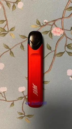 吉瑞自有换弹电子烟品牌犀利电子烟开箱与测评