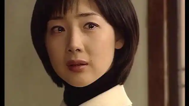 冬季恋歌:俊尚在路上看到这一幕,想起来维珍的粉色手套!