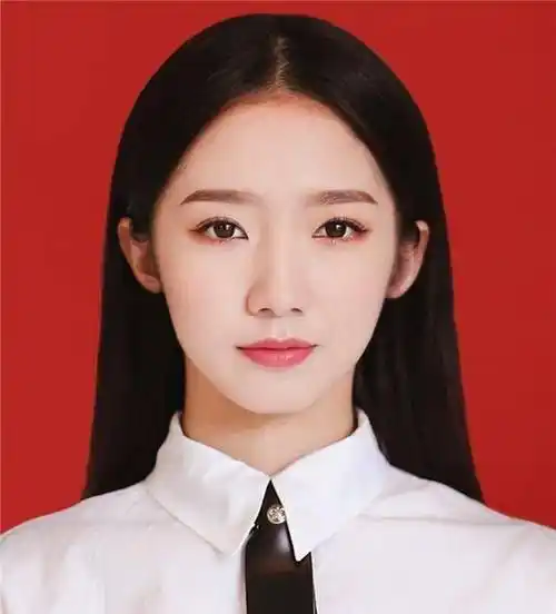 女明星拍证件照,baby精致,刘诗诗温柔,看到杨幂:给校霸让路!