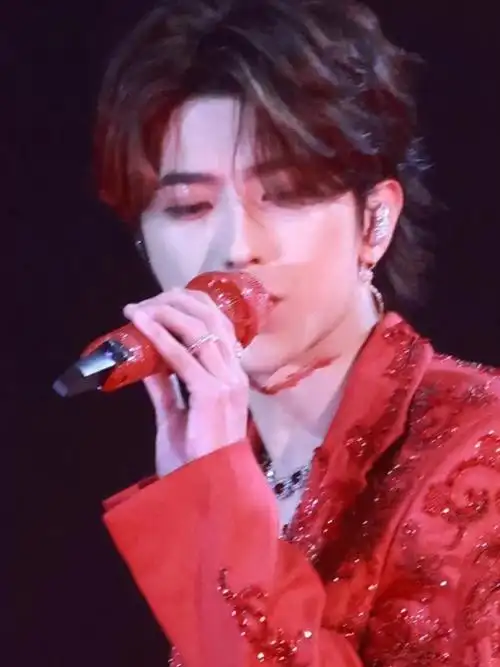 蔡徐坤另一半分析