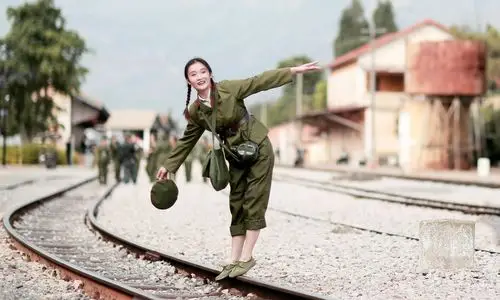 hotel california拍摄地点:《芳华》拍摄地云南蒙自碧色寨火车站器材