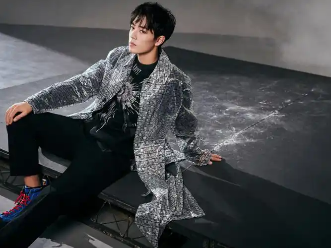 图片太帅无法显示(肖战这一组大片太帅了!