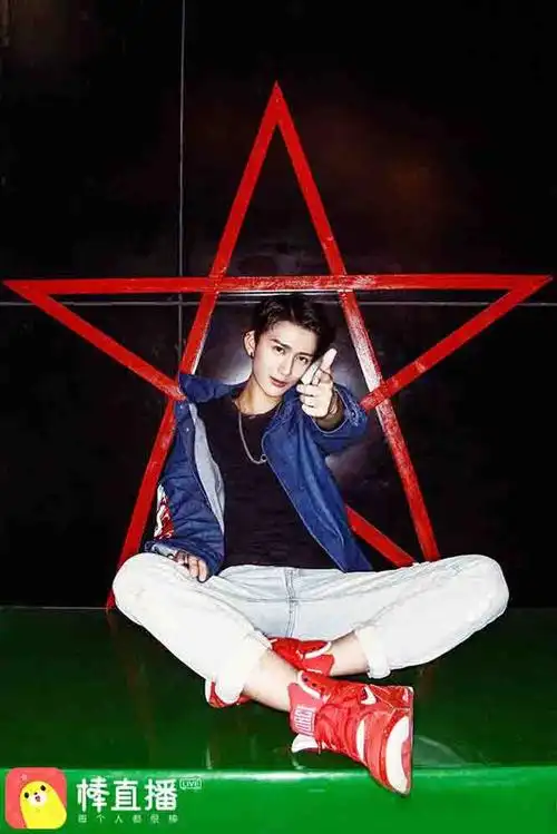 李向哲×陈斯琪"父女"空降《厨男的诱惑》秀颜艺