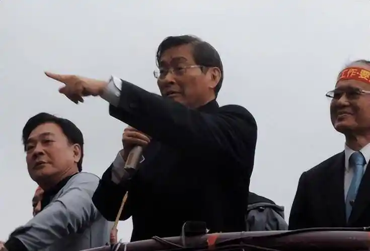 台湾竹联帮大佬陈启礼:我宁愿被大陆管着,也不让台湾被外人拿走_帮派