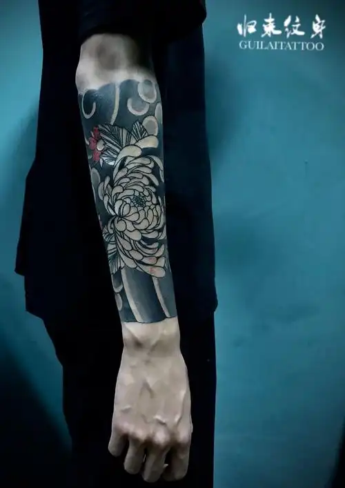 知乎用户igderh 的想法: 菊花半臂纹身 - 知乎