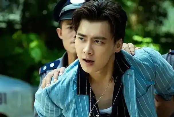 07届"加油好男儿"十强:李易峰翻车,乔任梁去世,其他人咋样了