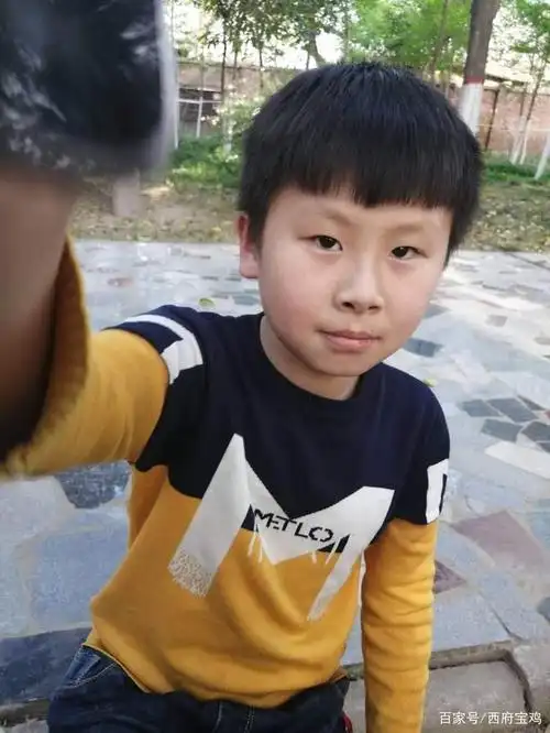 宝鸡这位10岁的小男孩谁见过,昨天放学后至今没回家