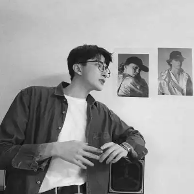 黑白头像深情男生霸气冷酷图片