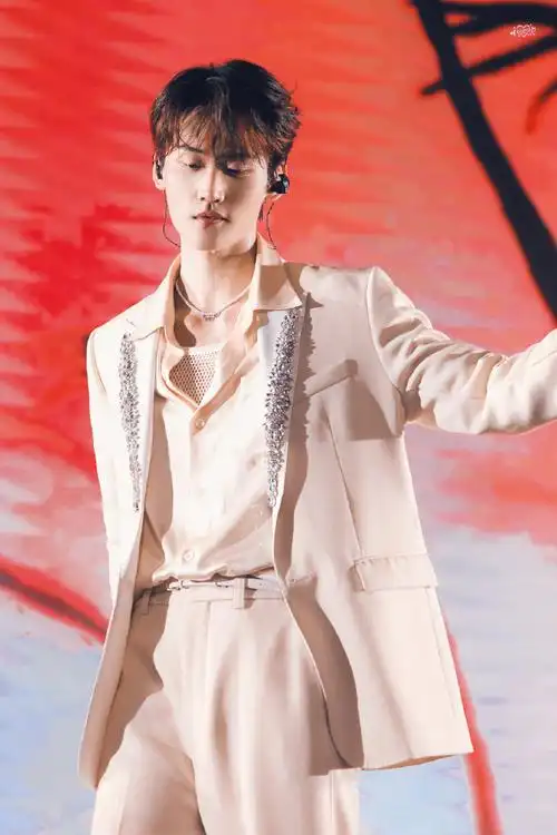 95 周柯宇0517生日快乐##周柯宇广州巡演##周柯宇首次个人巡演