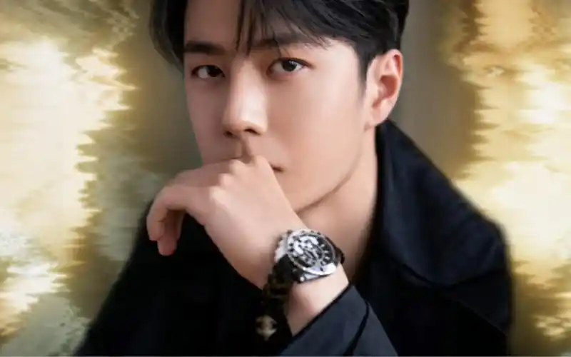 王一博香奈儿品牌形象大使又是想王一博的一天王一博东京看秀