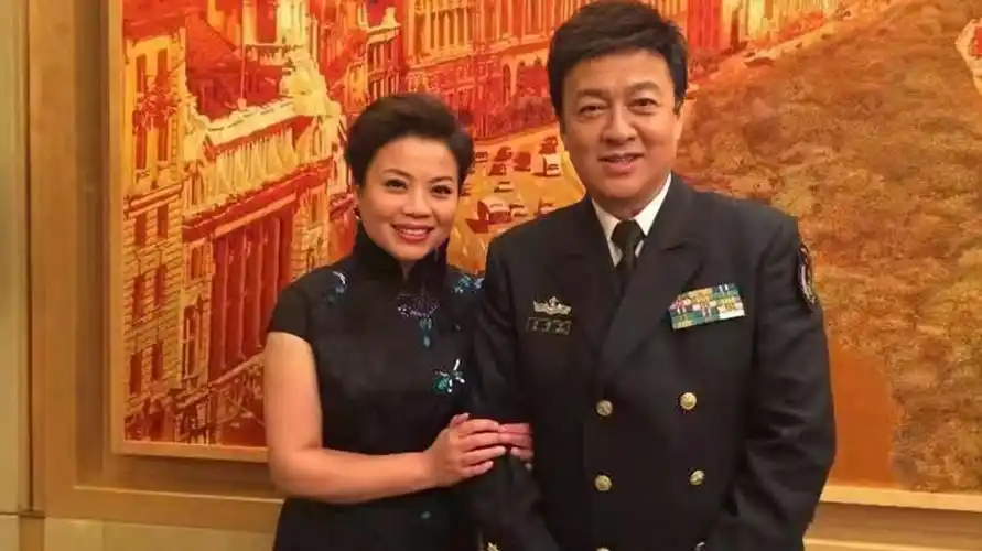 60岁吕继宏为何至今未婚看他私下与张也相处难怪没人嫁他