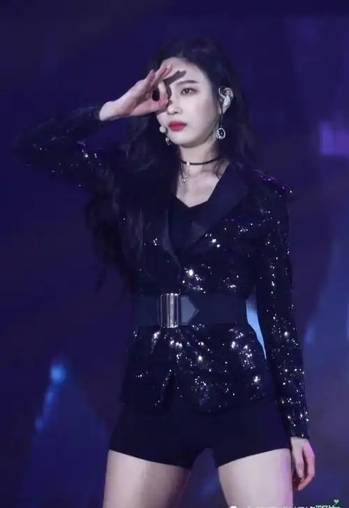 redvelvet朴秀荣"舞台照"成为话题_网易订阅