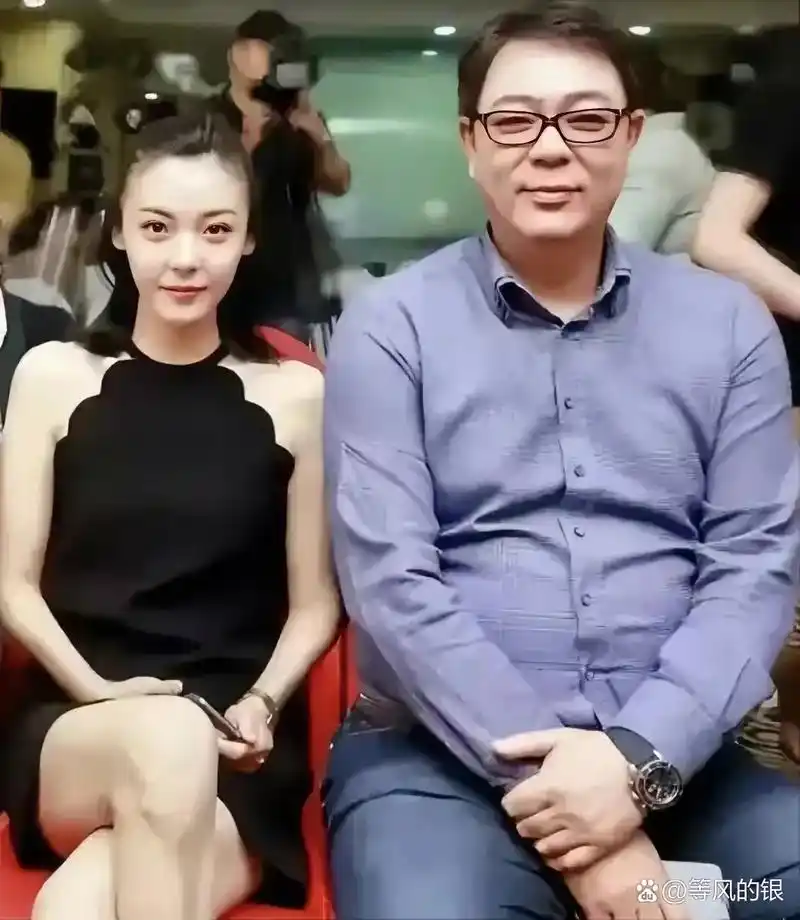 夏东海他不干了,毕竟靠人民的名义这部爆款剧,那是赚的盆满钵满呀!