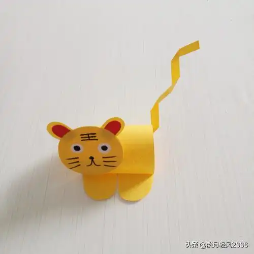 用卡纸做可爱的小老虎小老虎卡纸手工制作