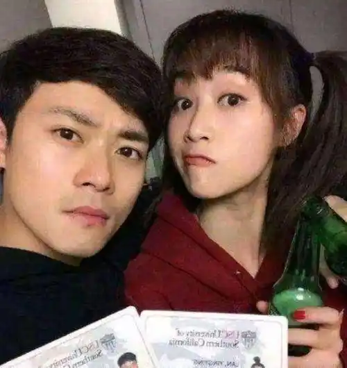 曹骏蓝盈莹再次宣布分手网友懵了不是之前就分了吗