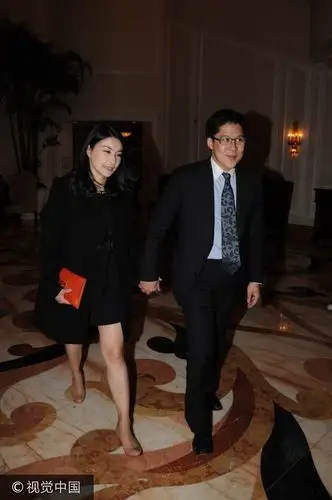 2014年1月11日,香港,郭晶晶,霍启刚出席友人婚礼.