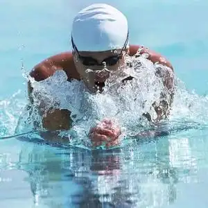 户外游泳头像