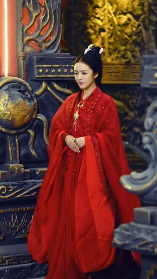 玲珑银妆蔡文静