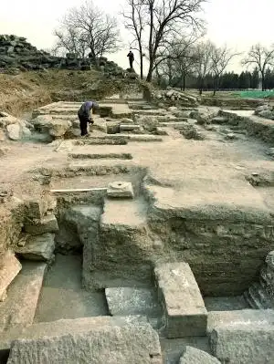 圆明园紫碧山房遗迹与乾隆全盛时吻合 通州八里桥明年内退役