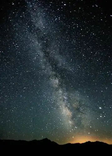 银河系直径达20万光年,科学家怎么知道它是螺旋星系的?