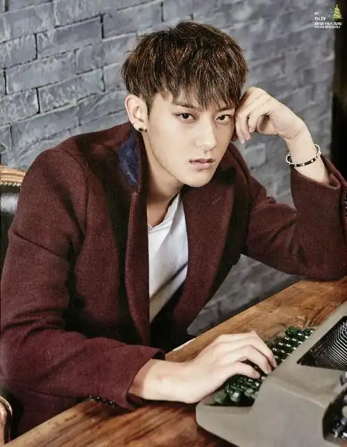 p>黄子韬,1993年5月2日出生于山东省 a target="_blank" href="/item