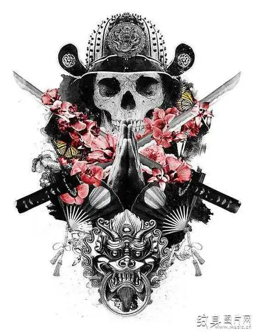 搭配青龙,显的整个图案更加霸气,樱花的点缀使鬼武士本身凶残变为柔和