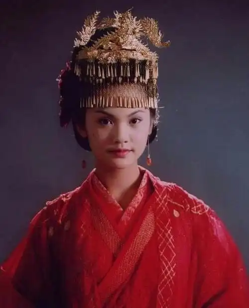 难怪杨丞琳只演偶像剧看了她唯一的古装照瞬间明白了