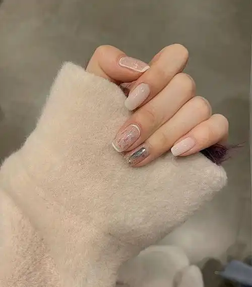 黄皮显手白的美甲颜色(显白的美甲款式推荐)