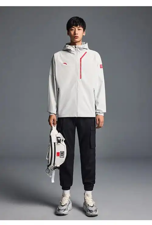 安踏(anta) 运动外套男秋冬季新款梭织外套防风防泼水全天候外衣官方