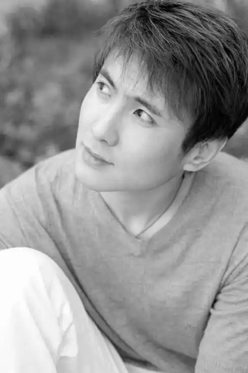 沈腾年轻时真的是校草,有图有真相