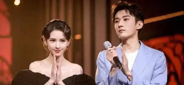 网友偶遇张予曦刘学义吃火锅,男方还给女方剥虾,坐实了恋情吗?