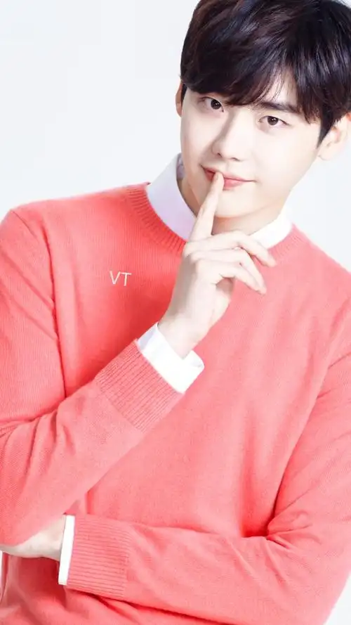 李钟硕 壁纸 cr:青梅叹