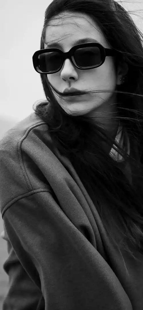 一,美女姐姐欧美女生壁纸‖酷酷的很好看