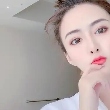 美女头像真实自然清新