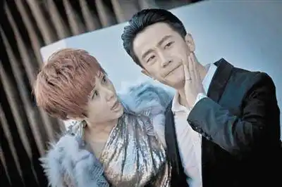 卓伟再爆猛料:黄轩和蒋雯丽的关系只是一步之遥!