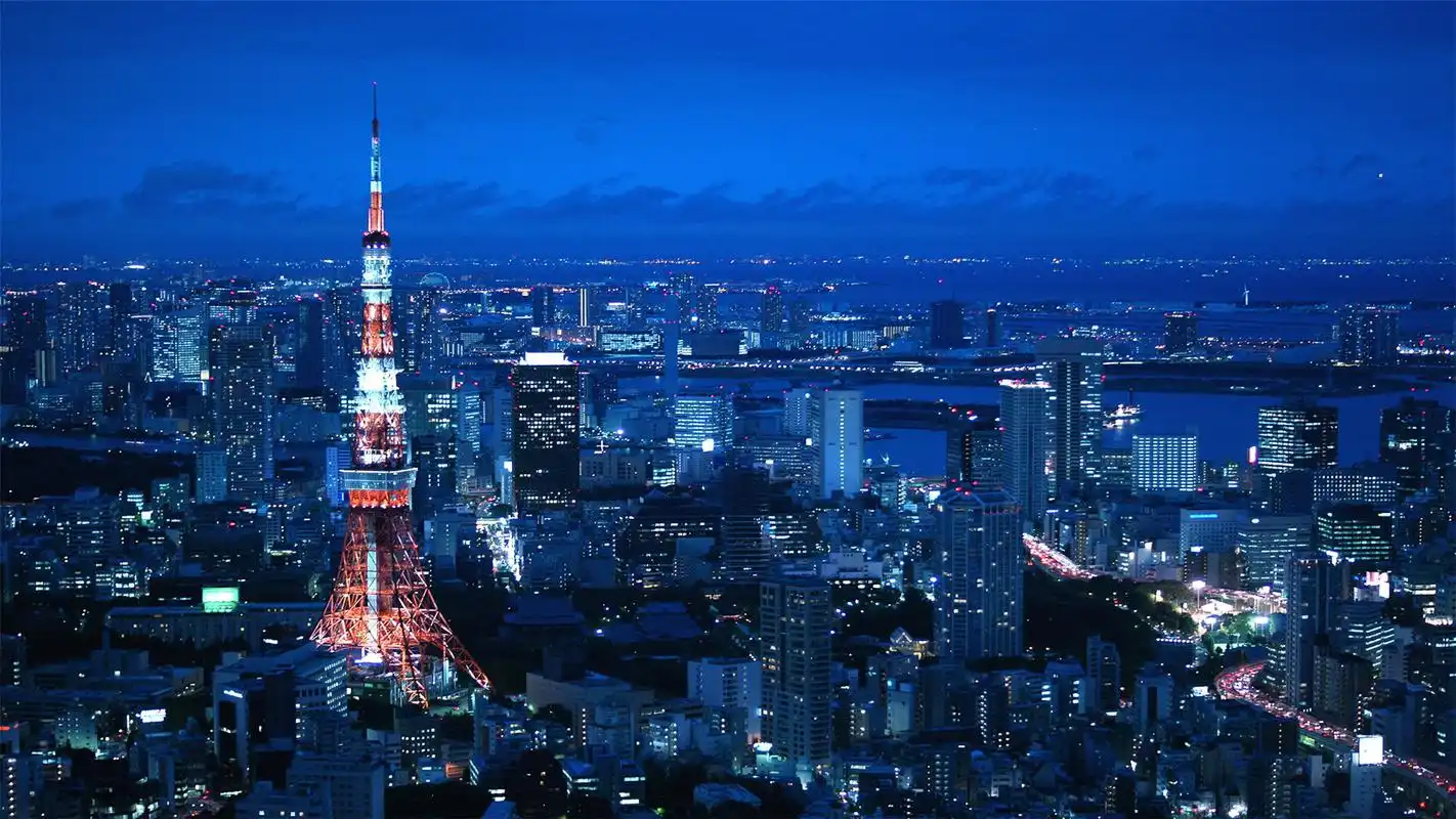 日本东京铁塔高清桌面壁纸