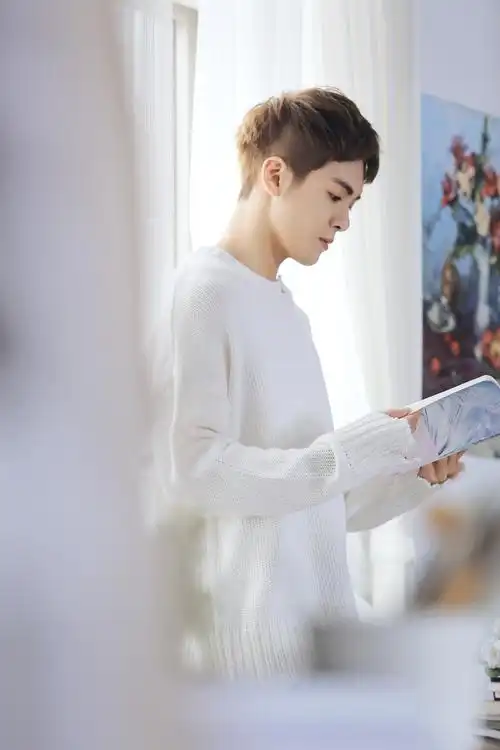 《饭饭男友》曾舜晞体验校园纯爱 鬼鬼范湉湉授课