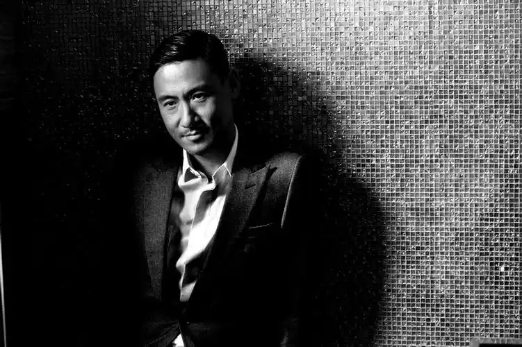 桌面壁纸 明星图片 > 正文  本文 张学友超帅的经典照片由小琴编辑