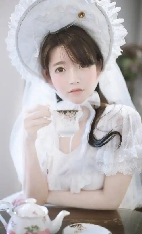 韩国第一美少女yurisa又晒美照化身小萝莉卖萌