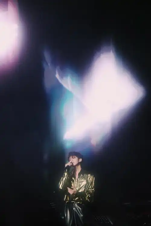 王源客厅狂欢巡演